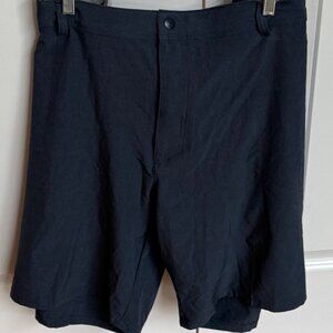 IZOD Stretch Golf Shorts Zippered back pocket Size 50 waist with 10.5